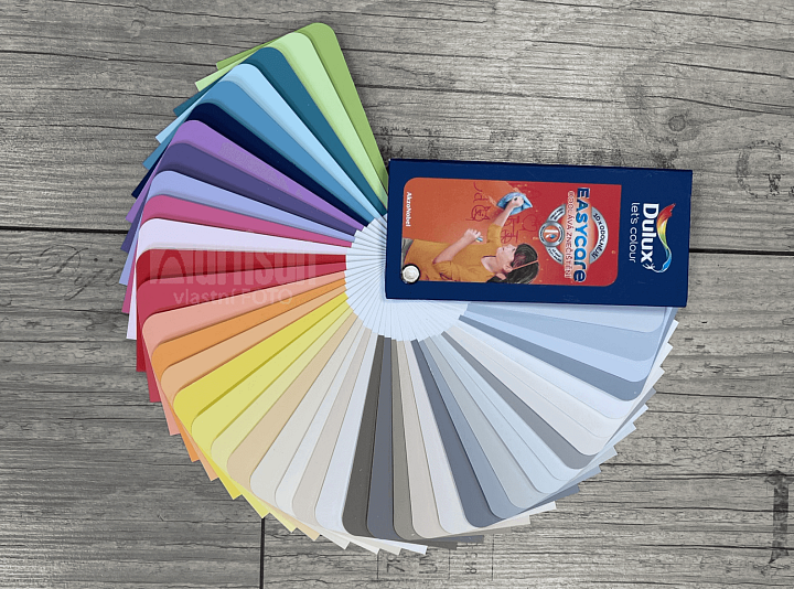 src_Vzornik-DULUX-EasyCare-vdz-pozadi.png